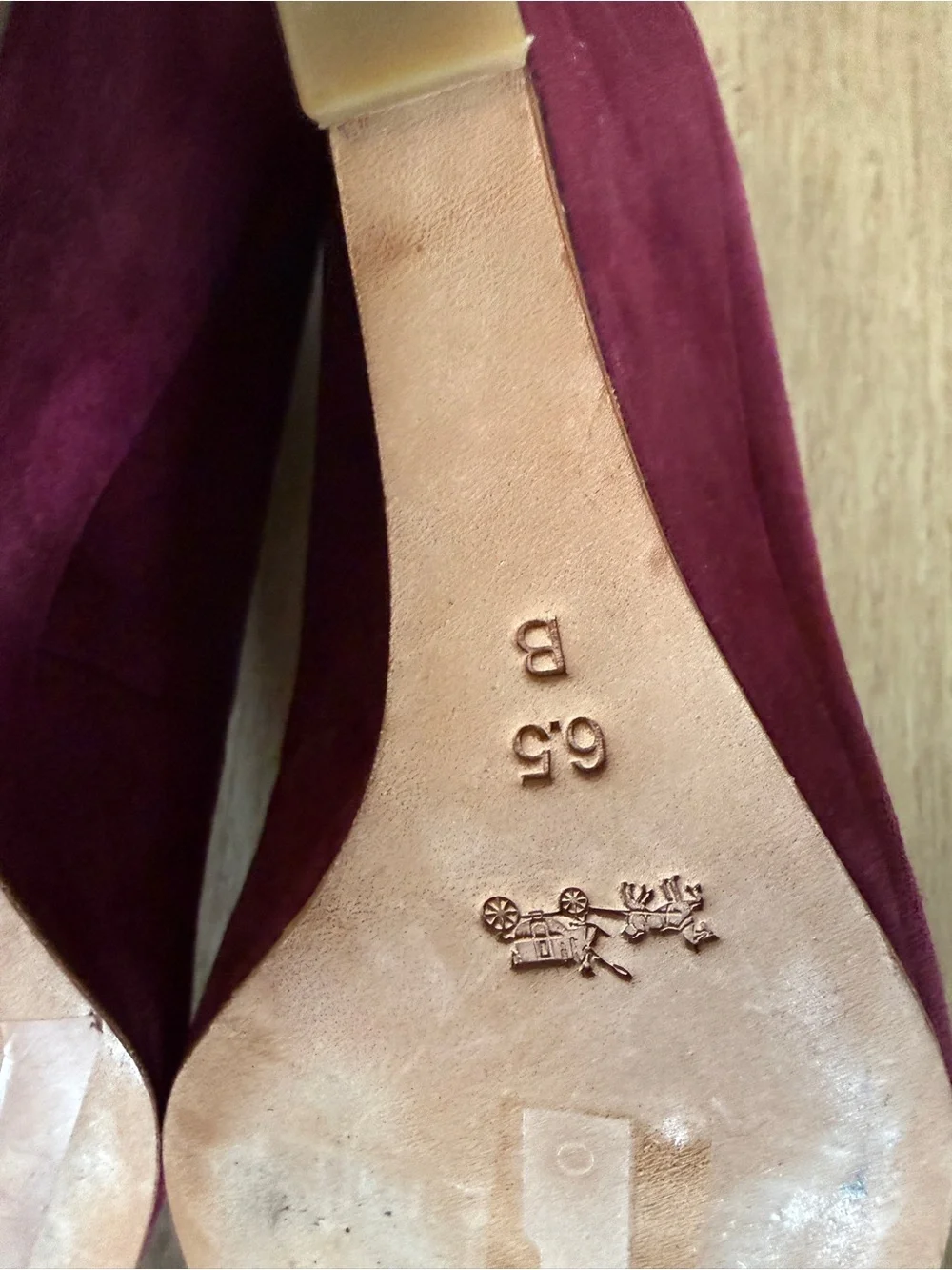 Coach Burgundy Suede Wedge Pumps 6.5 B Women’s Heels Leather Classic Designer
